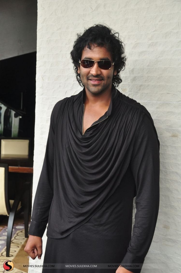 Manchu Vishnu manchuvishnuinterviewstills010jpg