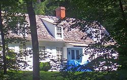 Mandeville House httpsuploadwikimediaorgwikipediacommonsthu