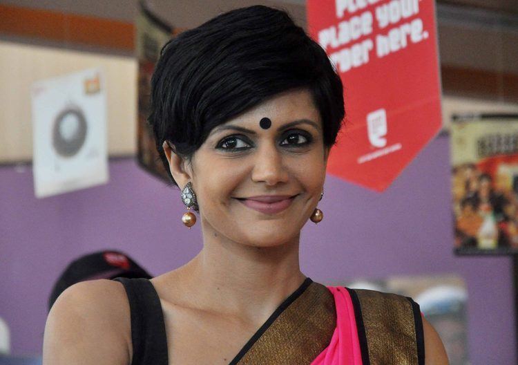 Mandira Bedi wwwhotstarzinfowpcontentuploads201507mandi