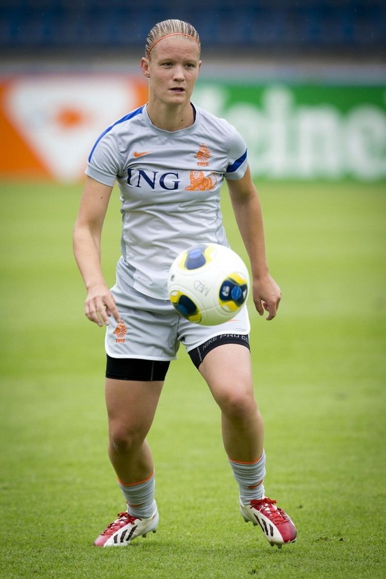 Mandy van den Berg Oranjeleeuwin Van den Berg droomt van WKInternationaal
