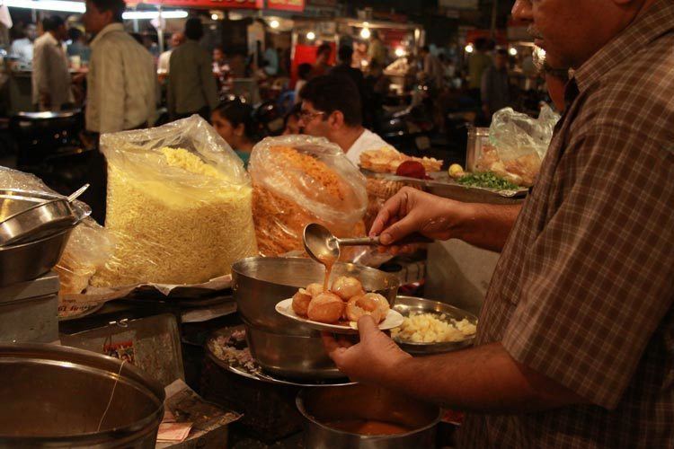 Manek Chowk (Ahmedabad) Manek Chowk Ahmedabad Night Food inGujaratin