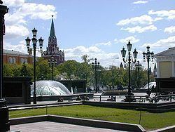 Manezhnaya Square, Moscow httpsuploadwikimediaorgwikipediacommonsthu