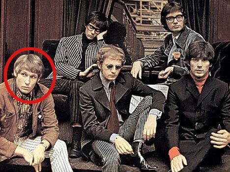 Manfred Mann (musician) Manfred Mann singer is dad to twins at 63 and after a