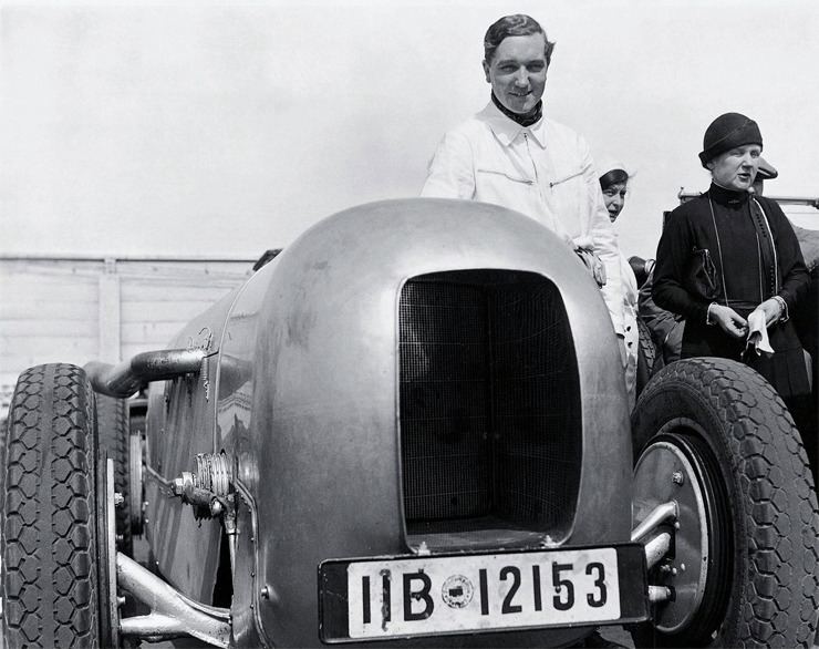 Manfred von Brauchitsch History of Formula 1 Die Silberpfeile Manfred von