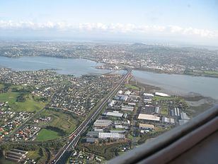 Mangere Bridge, New Zealand httpsuploadwikimediaorgwikipediacommonsthu