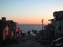 Manhattan Beach, California httpsuploadwikimediaorgwikipediacommonsthu