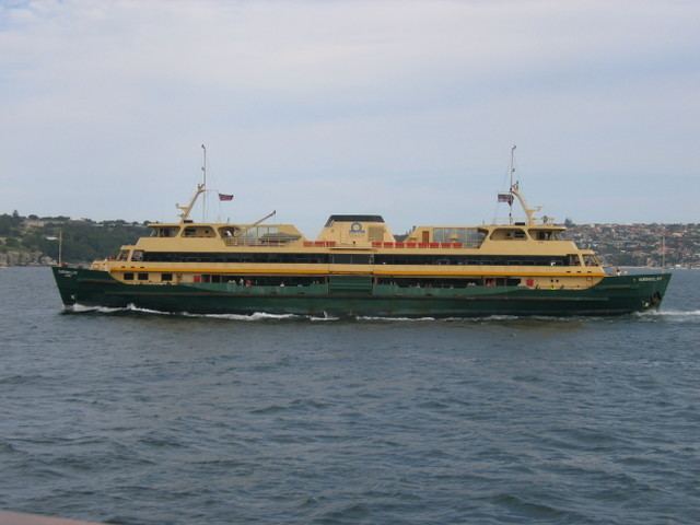 Manly ferry services cuboidalorgphotos20050208IMG6608mediumjpg