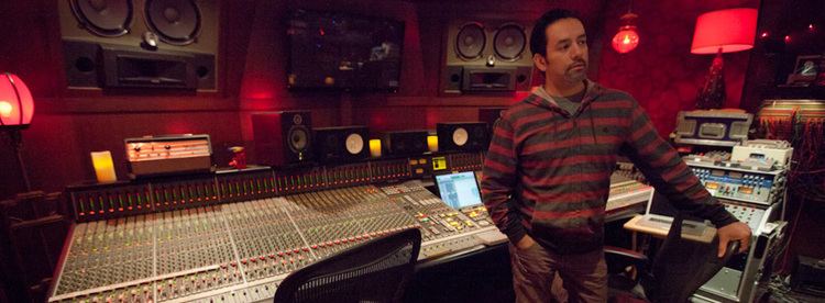 Manny Marroquin Manny Marroquin Mixing Engineer Los Angeles SoundBetter