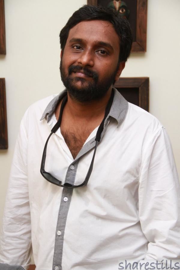 Manoj Paramahamsa Manoj Paramahamsa at Poovarasam Peepee Press Meet