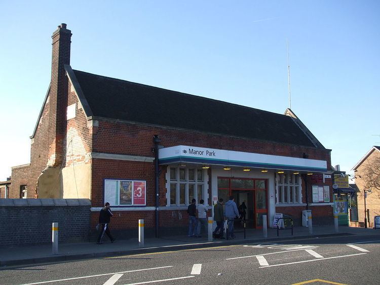 Manor Park railway station