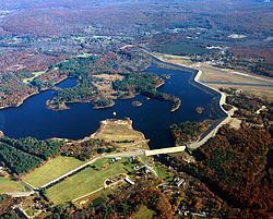 Mansfield Hollow Lake httpsuploadwikimediaorgwikipediacommonsthu