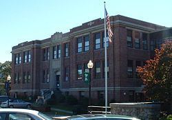 Mansfield, Massachusetts httpsuploadwikimediaorgwikipediacommonsthu