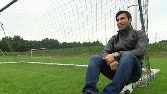 Mansur Faqiryar Afghan Goalkeeper Wins Award in Germany The Daily