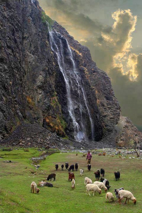 Manthokha Waterfall Manthokha Waterfall Kharmang Skardu GilgitBaltistan I I Pictures