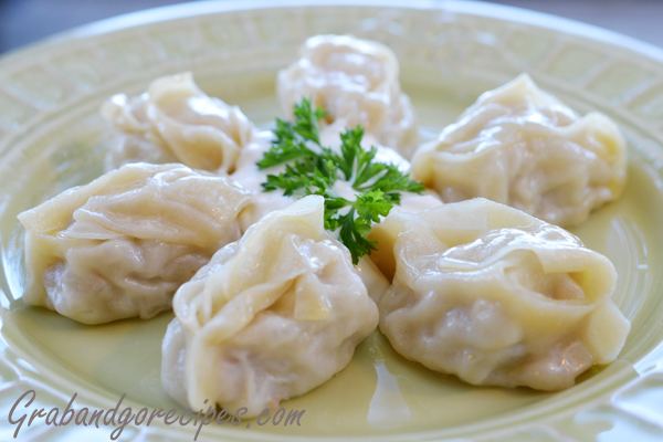 Manti (dumpling) Manti Recipe Russian Meat Dumplings GrabandgoRecipescom Russian
