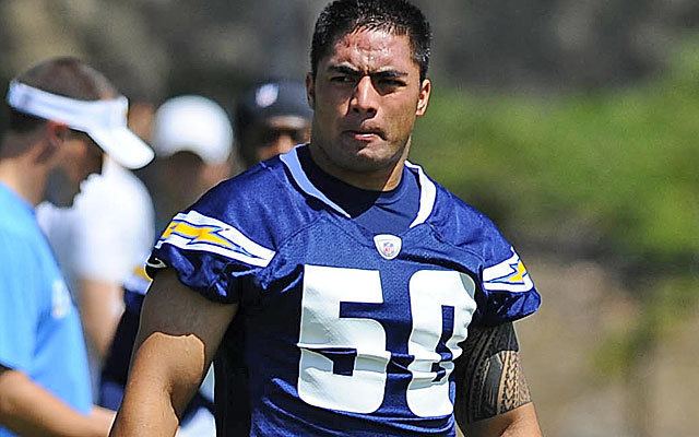 Manti Te'o Good for Chargers shielding Te39o no matter how much the