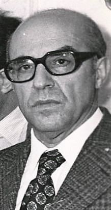 Manuel Azcárate httpsuploadwikimediaorgwikipediaendddMan