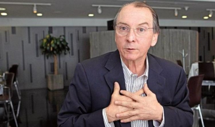 Manuel Cárdenas Fonseca La disputa de Manuel Crdenas por la curul en el Senado La Pared