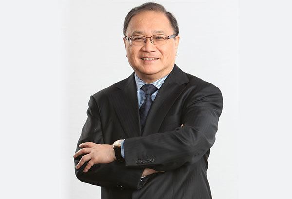 Manuel V. Pangilinan MVP sees largescale comm39l farming as key to poverty