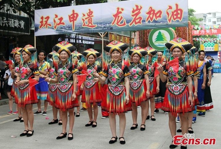 Maonan people Maonan people celebrate traditional Fenlong Festival 610