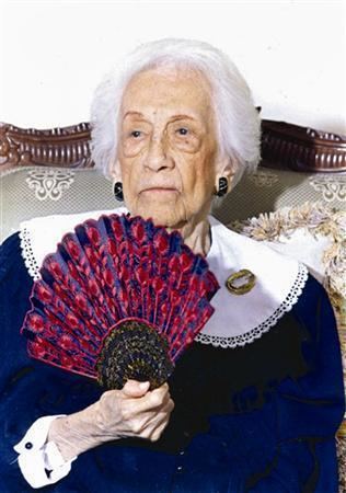 María Capovilla The world39s oldest person in 2006 supercentenarian Maria Esther de