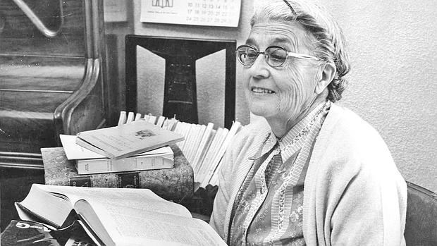 María Moliner Mara Moliner la primera bibliotecaria