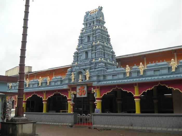 Sri Brahmalingeshwara Temple, Maranakatte in the day.