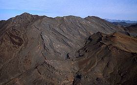 Marble Mountains (San Bernardino County) httpsuploadwikimediaorgwikipediacommonsthu