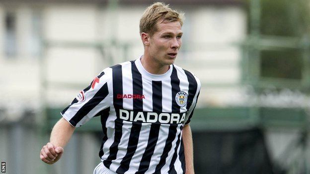 Marc McAusland BBC Sport St Mirren defender Marc McAusland accepts