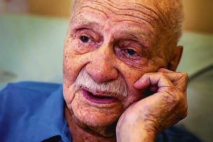Marcel Caux WWI veteran Marcel Caux dies aged 105 National wwwsmhcomau