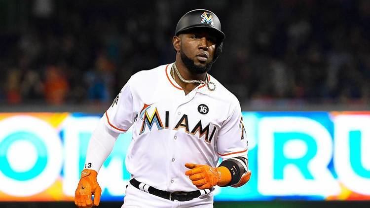 Marcell Ozuna Marcell Ozuna just made the hardest easy catch vs the Mets MLB