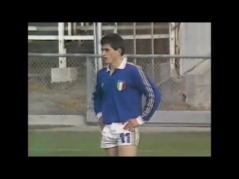 Marcello Cuttitta Marcello Cuttitta brilliant finish vs Argentina 1987 RWC