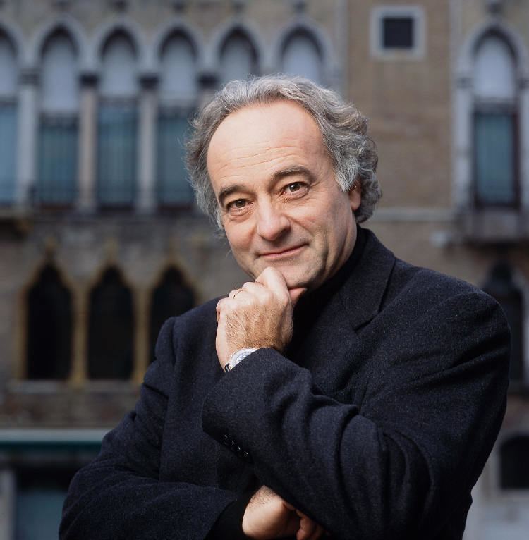 Marcello Viotti Marcello Viotti Conductor Short Biography
