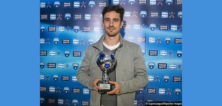 Marcelo Leite Pereira Marcelo Leite Pereira receives the Best Goal award of the