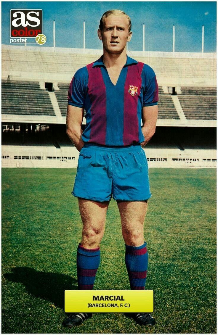 Marcial Pina Marcial Pina of Barcelona in 1970 1970s Football Pinterest