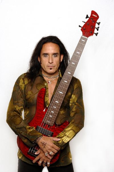 Marco Mendoza Bassically speaking Marco Mendoza Black Star Riders