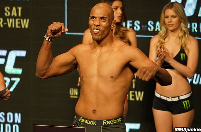 Marcos Rogério de Lima UFC 197 results Marcos Rogerio de Lima perfect in submission of