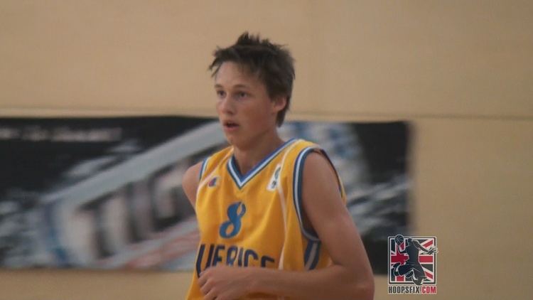 Marcus Eriksson (basketball) Video Marcus Eriksson Goes OFF 99 Threes CRAZY