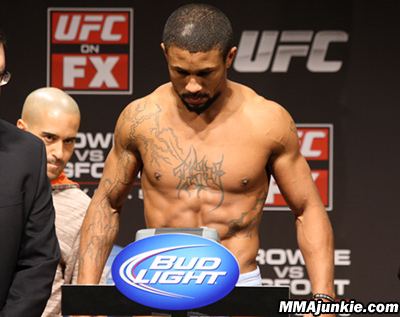 Marcus LeVesseur UFC on FX 5 results Marcus LeVesseur edges Carlo Prater