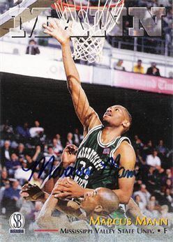 Marcus Mann (basketball) 1996 Score Board Basketball Rookies Autographs Marcus Mann Tc