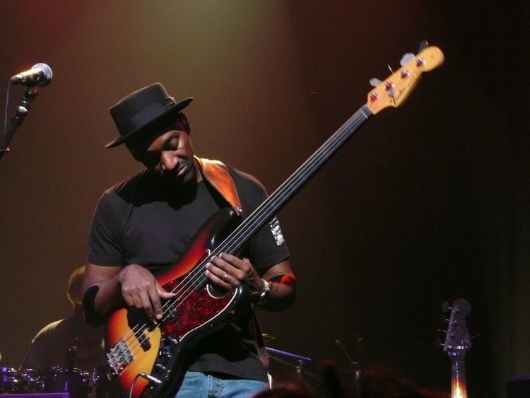 Marcus Miller Marcus Miller Wikipedia the free encyclopedia