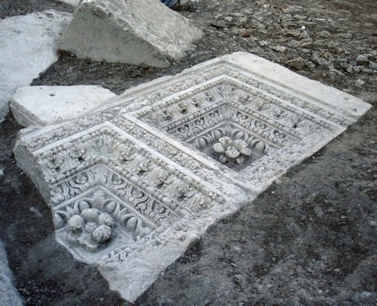Marcus Nonius Macrinus Gladiator39s Tomb to Be Reburied Seeker