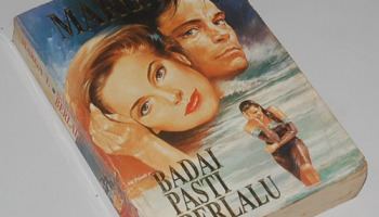 Marga T NOVEL MARGA T BADAI PASTI BERLALU CETAKAN IV BALE