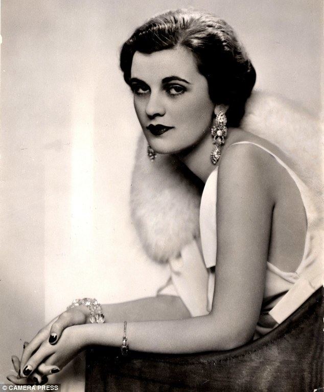 Margaret Campbell, Duchess of Argyll How I lost my virginity to the VERY racy real life
