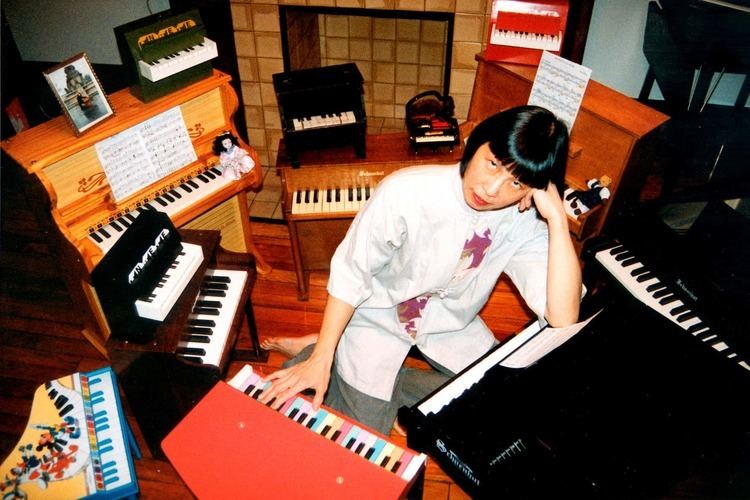 Margaret Leng Tan Margaret Leng Tan reigns over a toy piano renaissance