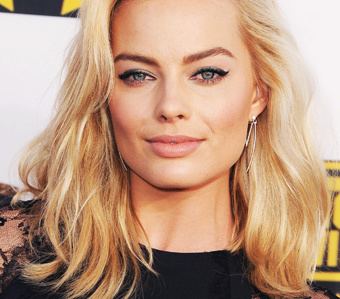 Margot Robbie Warner Bros Closes Deal For Margot Robbie Sports Wagering