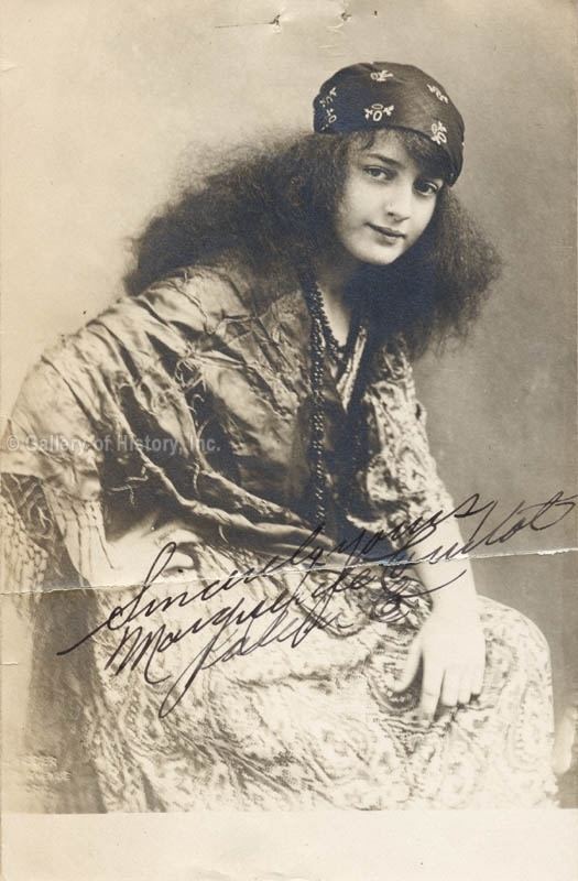 Marguerite Courtot Marguerite Courtot Photograph Signed Autographs Manuscripts