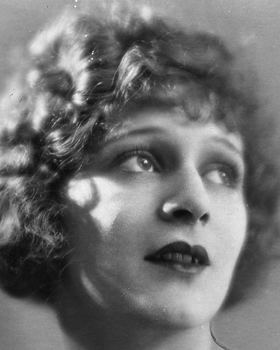 Marguerite De La Motte The Mark of Zorro 1920 Douglas fairbanks As and Of