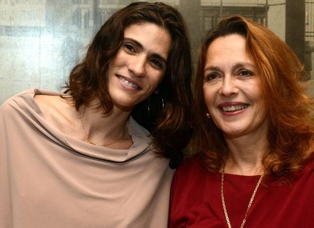 Maria Zilda Bethlem Maria Zilda vai a prmio com a companheira Quem QUEM News