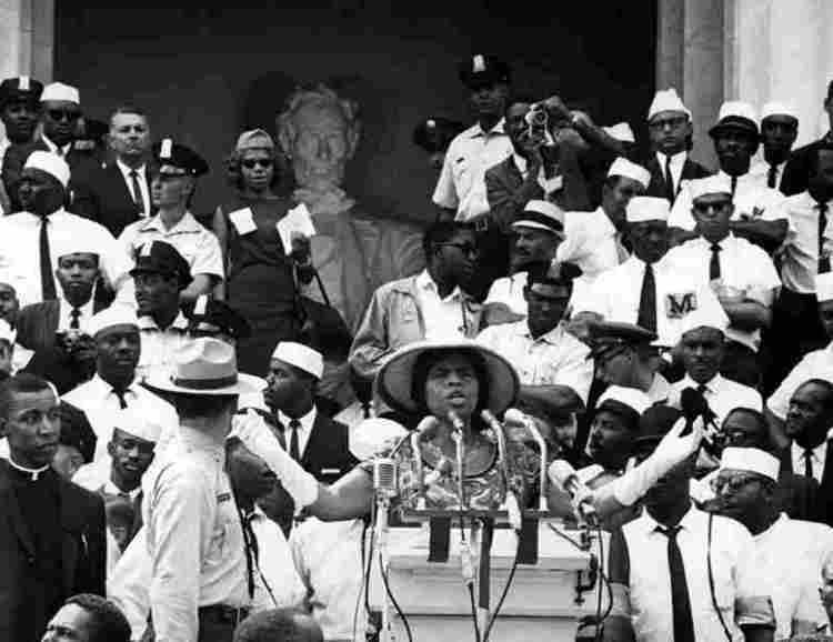 Marian Anderson: the Lincoln Memorial Concert Denied A Stage She Sang For A Nation NPR